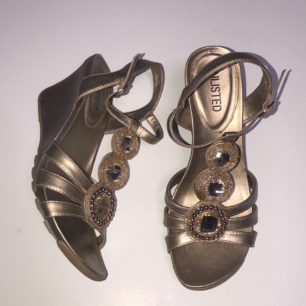 Unlisted Wedges